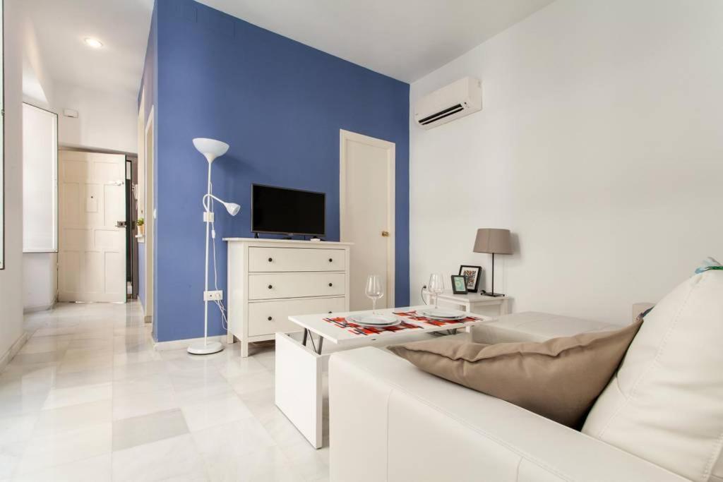 Hostly Rivero 2B Center-Fibre-Communal Terrace-Parking Optional-Cless Sevilla Bagian luar foto